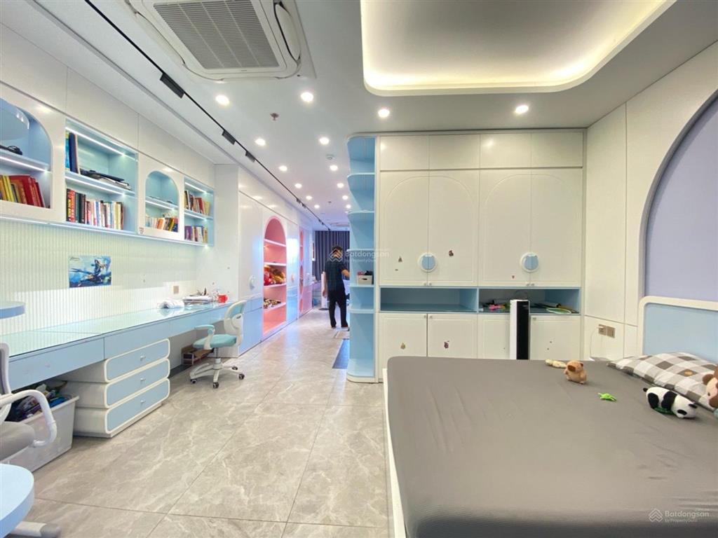 Bán nhà long biên 100m2 8 tầng thang máy 2 mặt thoáng ô tô tránh gần hồ giá tốt