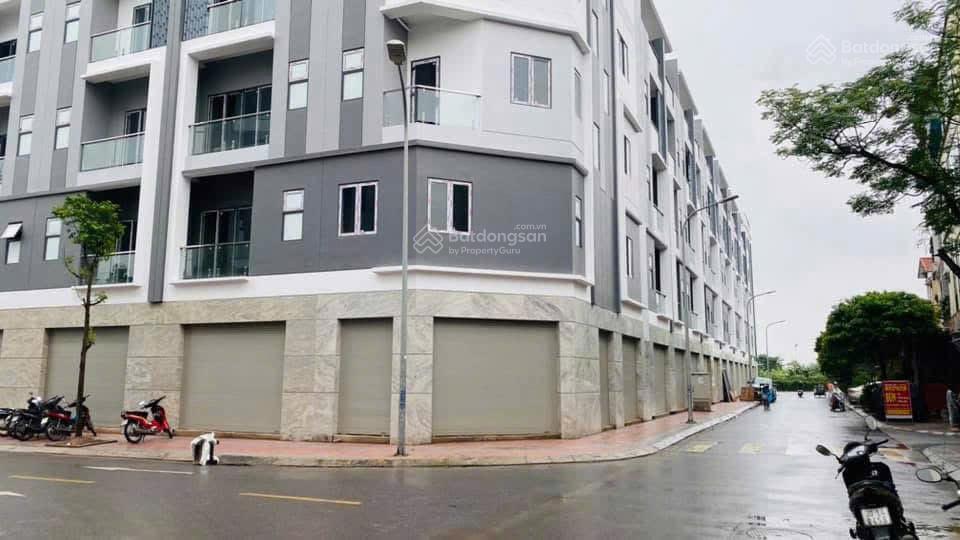 Bán biệt thự him lam, long biên  kinh doanh  khu vực hiếm  đường rộng vỉa hè 2 bên