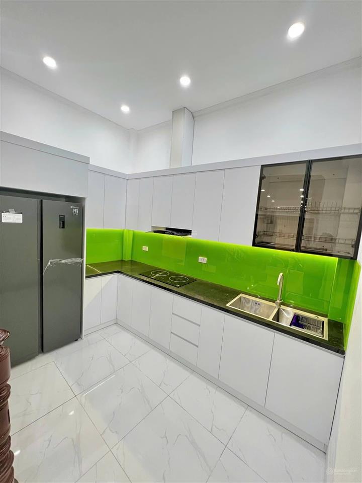 Bán nhà 13 ngõ 30 khâm thiên, lô góc, ngõ đẹp, full nội thất dt 16m, 4 tầng  giá 5.45 tỷ