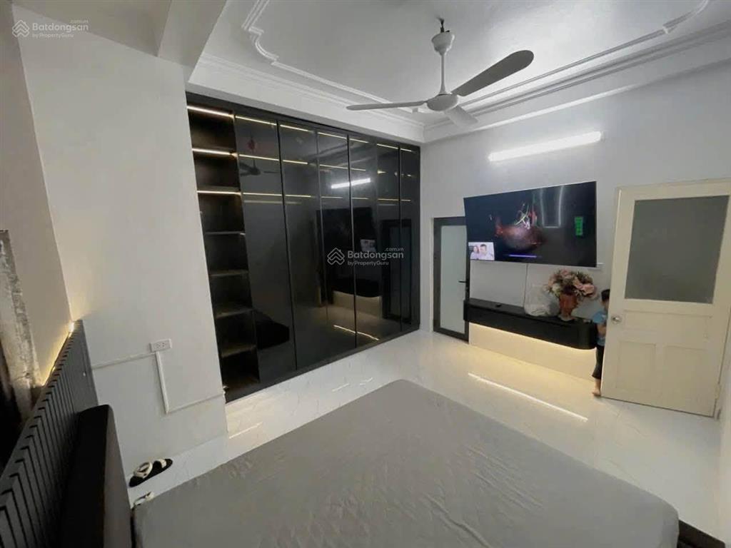 Bán lô góc ngõ 28/31 văn hương  tôn đức thắng, full nội thất dt 18m, 4 tầng, giá 5.3 tỷ