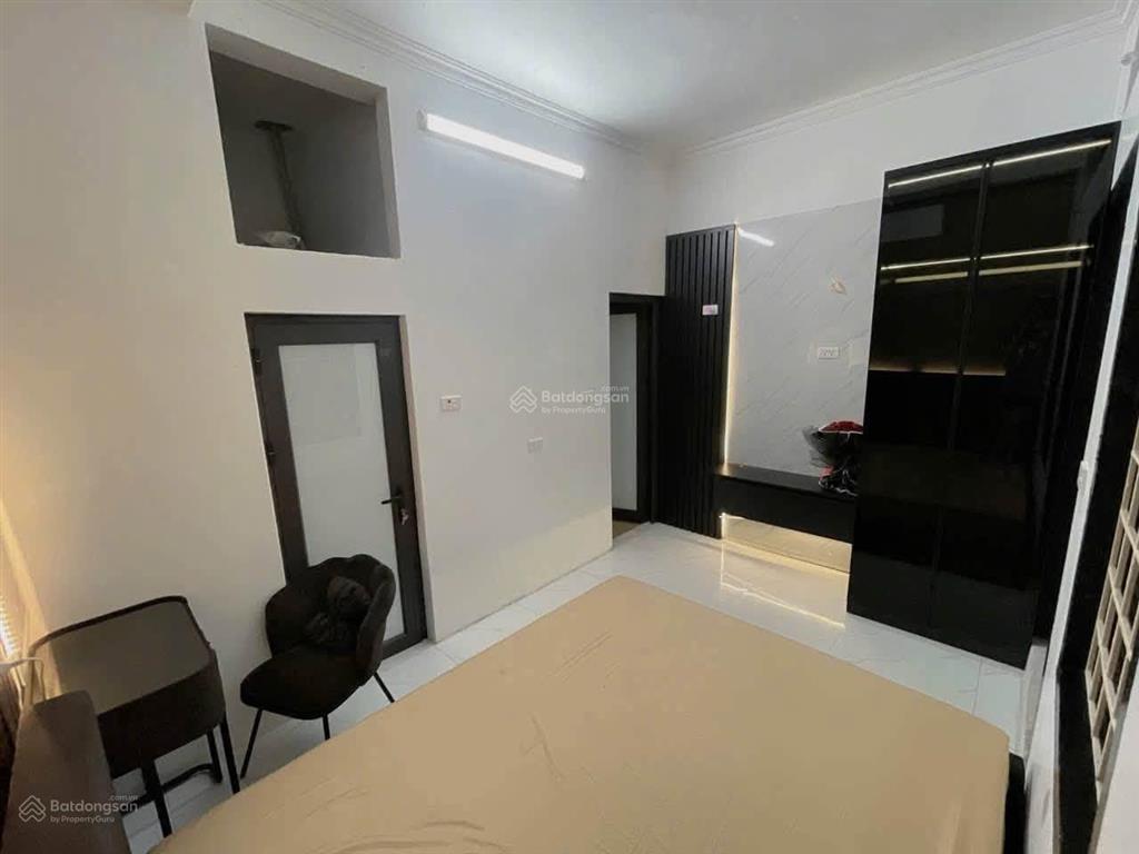 Bán lô góc ngõ 28/31 văn hương  tôn đức thắng, full nội thất dt 18m, 4 tầng, giá 5.3 tỷ