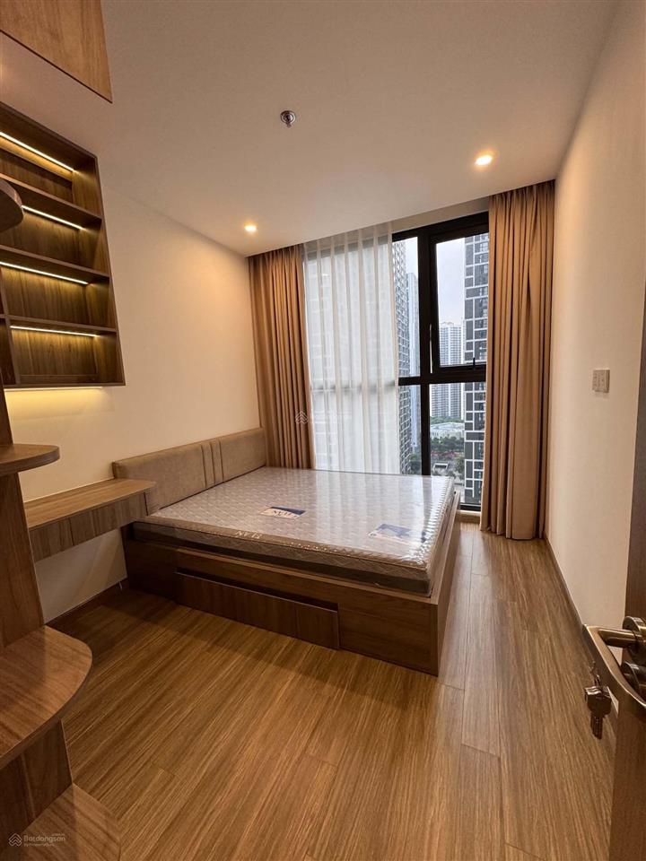 Cc bán ch tầng 17 the canopy 3, view hồ bơi tonkin, full nội thất, dt 74m, 2 ngủ  6.85 tỷ