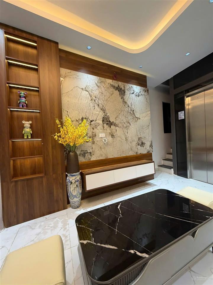 Hàng hiếm tại đền tương thuận  phố khâm thiên, 5,55 tỷ, 20m2, 4 tầng, 3pn, 3wc