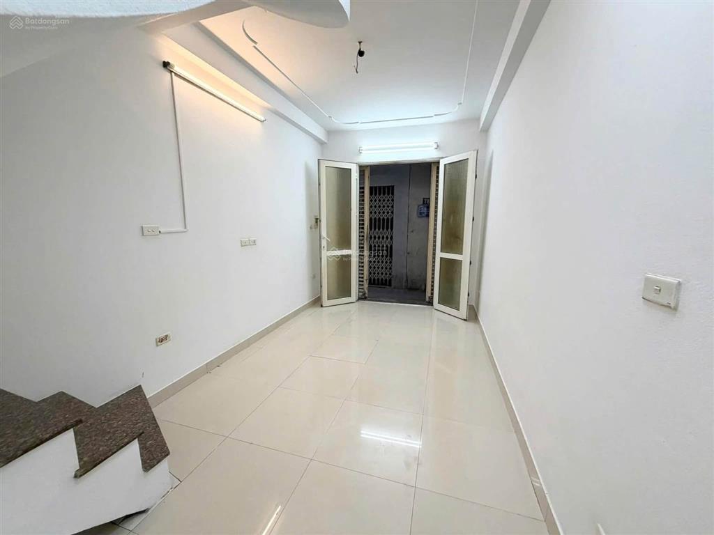 Bán nhà đầu ngõ 98 trung phụng  xã đàn, 5m ra đường ô tô, nhà đẹp dt 17m/5 tầng  giá 5.45 tỷ