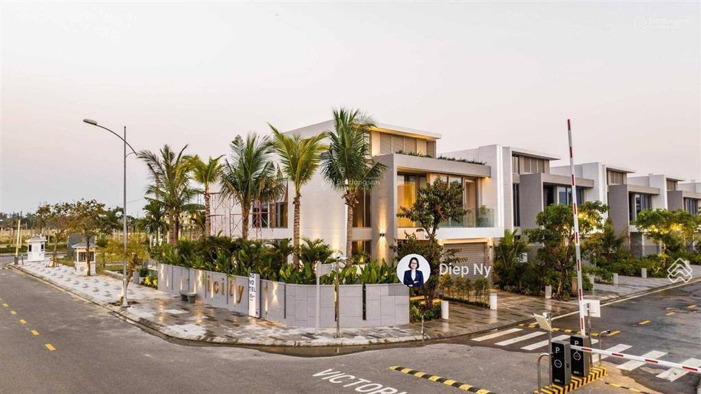 Bắt đáy ngay căn biệt thự 3 mặt tiền ven biển đảo ngọc đà nẵng hội an, 358,9m2, giá chỉ 19,5 tỷ