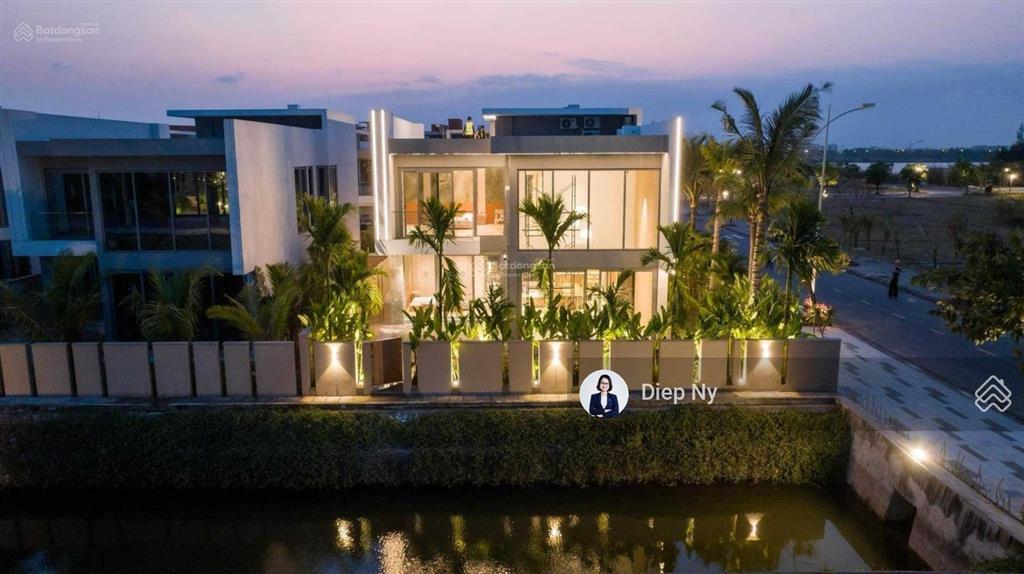 Bắt đáy ngay căn biệt thự 3 mặt tiền ven biển đảo ngọc đà nẵng hội an, 358,9m2, giá chỉ 19,5 tỷ