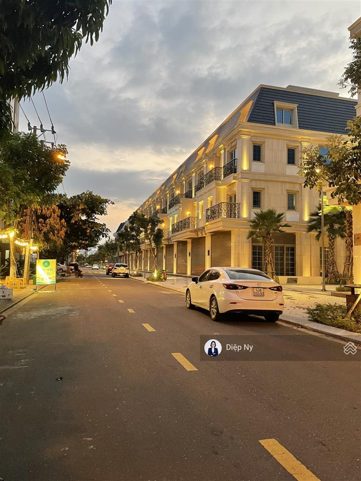 Chính chủ gửi bán nhà phố 4 tầng hạng sang regal pavillon đà nẵng  giá đầu tư 18,6 tỷ