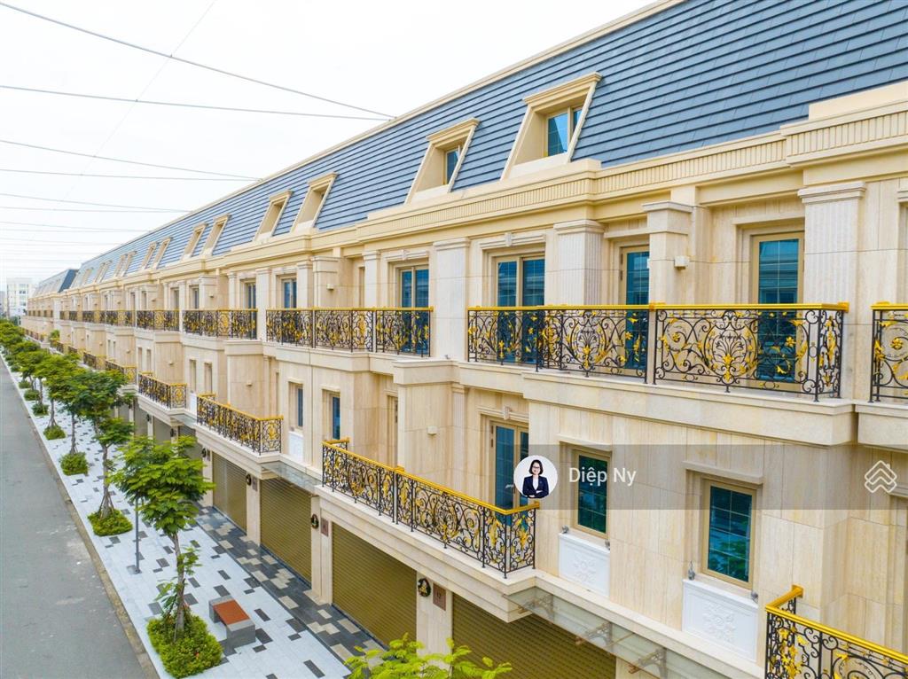 Chính chủ gửi bán nhà phố 4 tầng hạng sang regal pavillon đà nẵng  giá đầu tư 18,6 tỷ