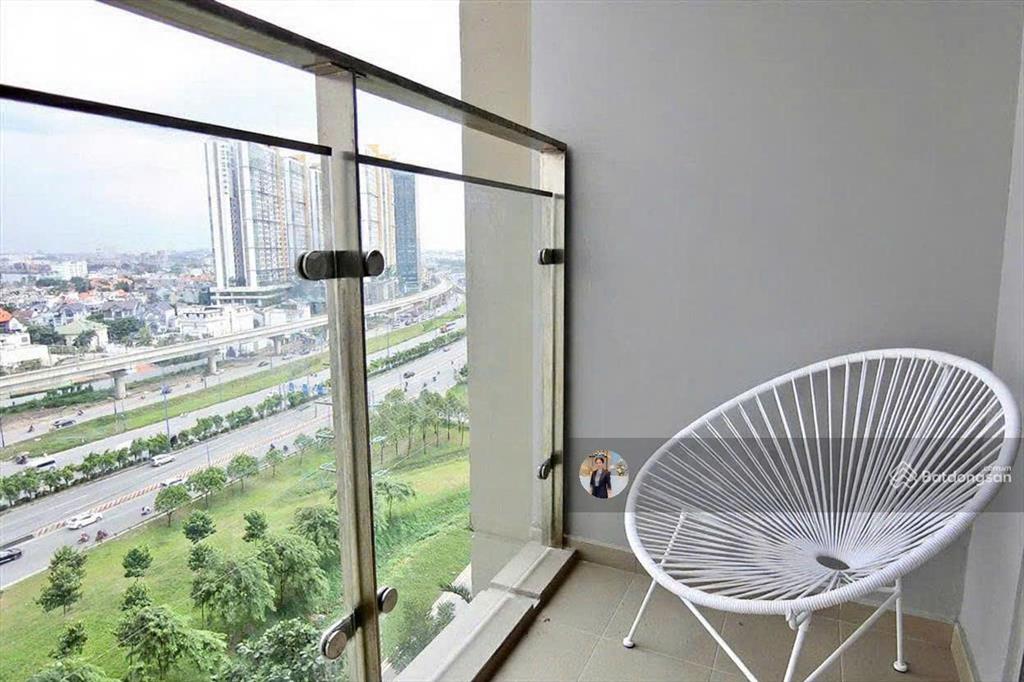 Quảng cáo thật  hình thật, 2 phòng ngủ eh  dt 104m2  căn góc độc quyền  view lm81