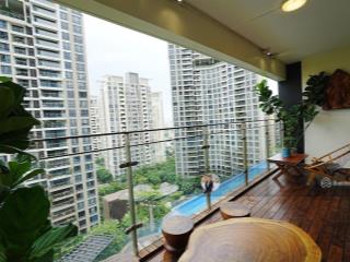 Tin và hình ảnh xác thực || 4 phòng ngủ tầm nhìn thấpview trực diện hồ bơi dt 190 m2  giá 33 tỷ