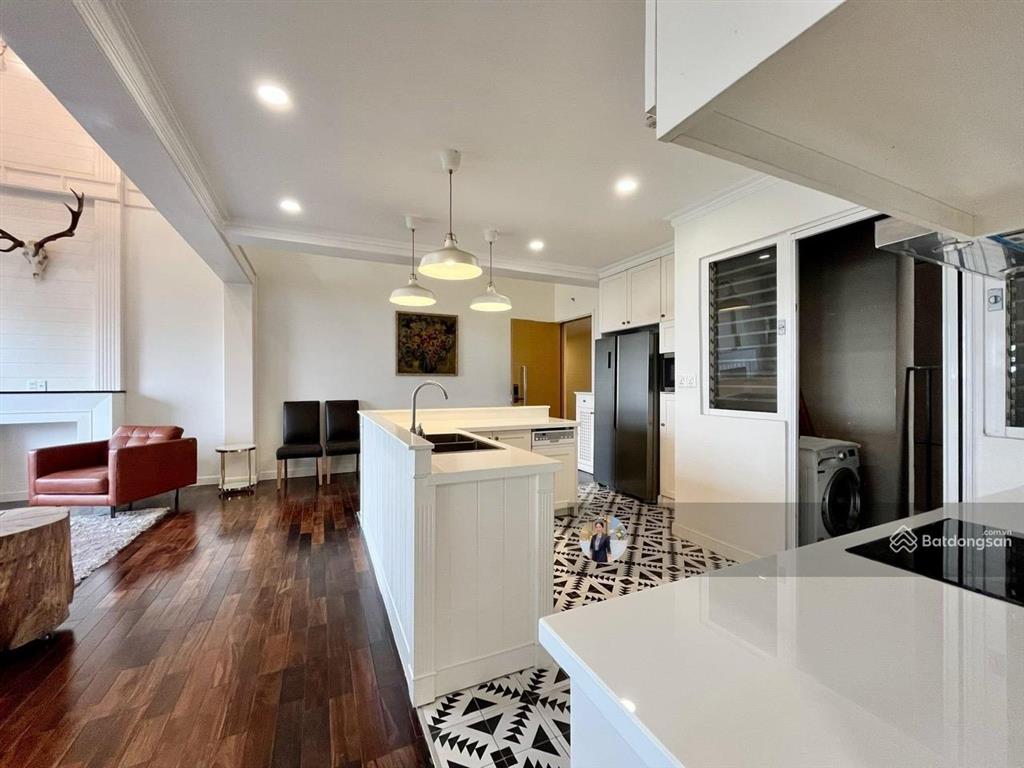 Quảng cáo thật  hình thật, 5 phòng ngủ duplex vista verde thông tầng  dt 195m2  sẵn sổ hồng