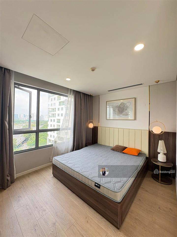 Hình xác thực | 2 phòng ngủ trực diện sông paroma ko chắn  layout hiếm full kính