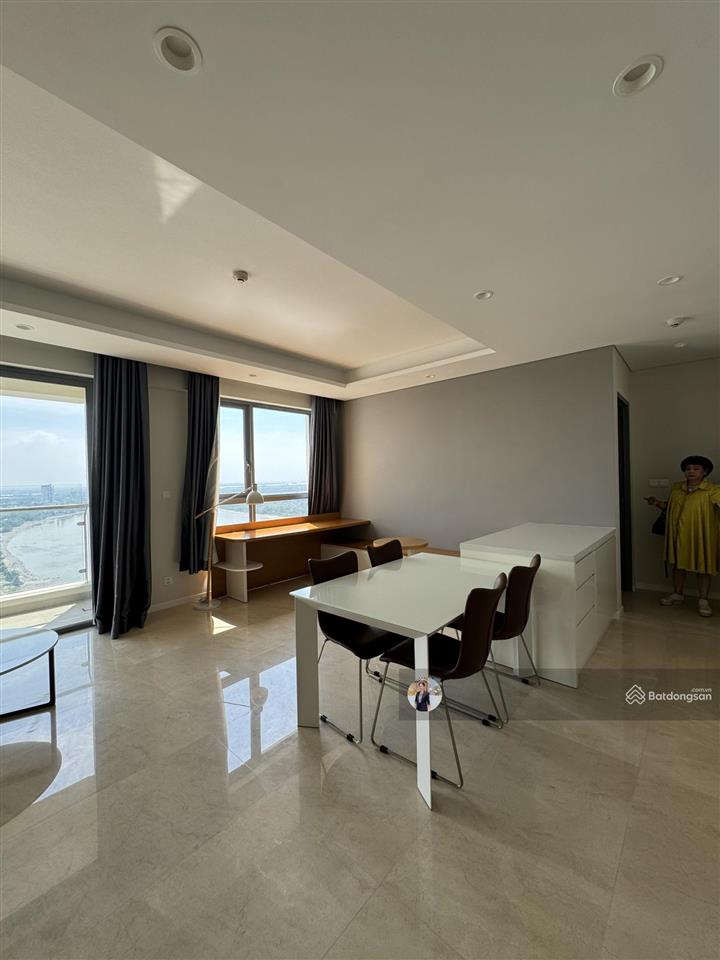 Giá và hình thực tế | 2 phòng ngủ | dt 97m2 | giá 15,6 tỷ | view trực diện sông đông nam (ko che)