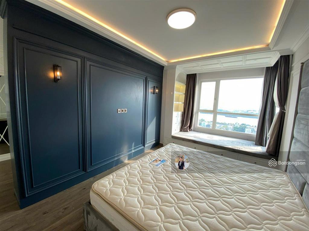 Nóng hơn mùa hè  nhà thật  view thật 4 phòng ngủ trực diện sông không che dt 204 m2  giá 19,5 tỷ