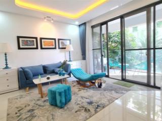 100% tin chính chủ sẵn sổ  hình thật  3pn ban công rộng  view hồ bơi  dt 136m2  gía 18,5 tỷ