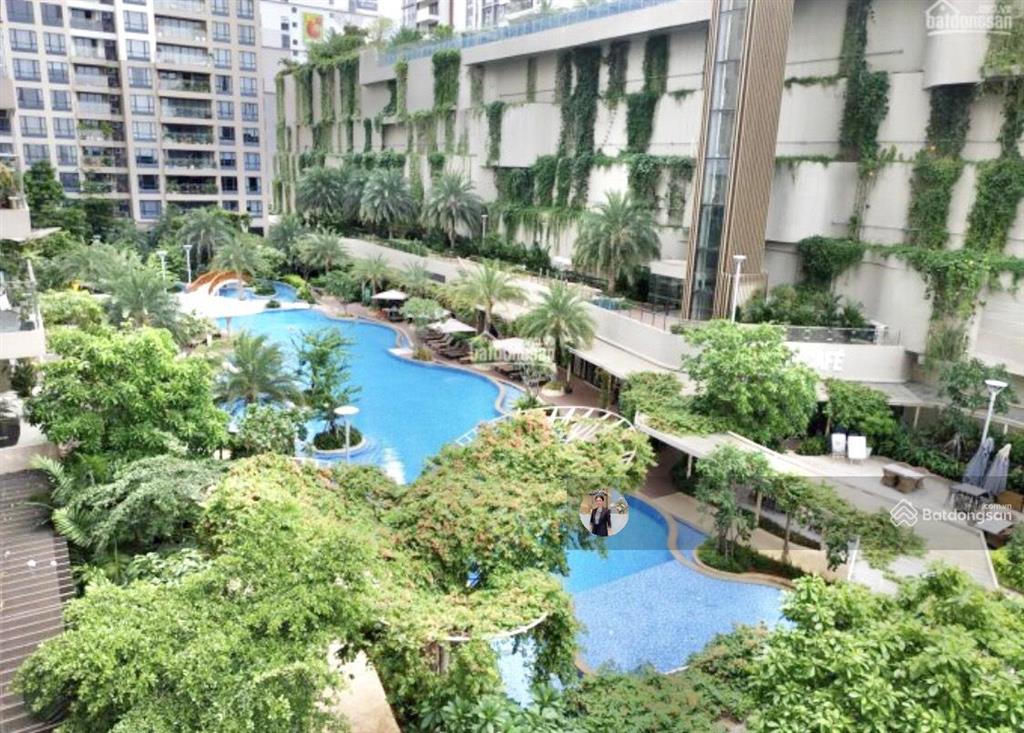 Trực tiếp chính chủ 3pn ban công rộng | view hồ bơi | dt 136m² | giá 19 tỷ