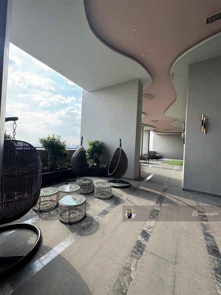 Nhà và hình thật | duplex thông trần 4 phòng ngủ  dt 217m2 giá 18 tỷ | đông nam