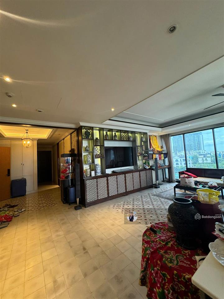 Tin trực tiếp chính chủ | 3 phòng ngủ đảo kim cương | dt 143m2 | giá 18,6 tỷ