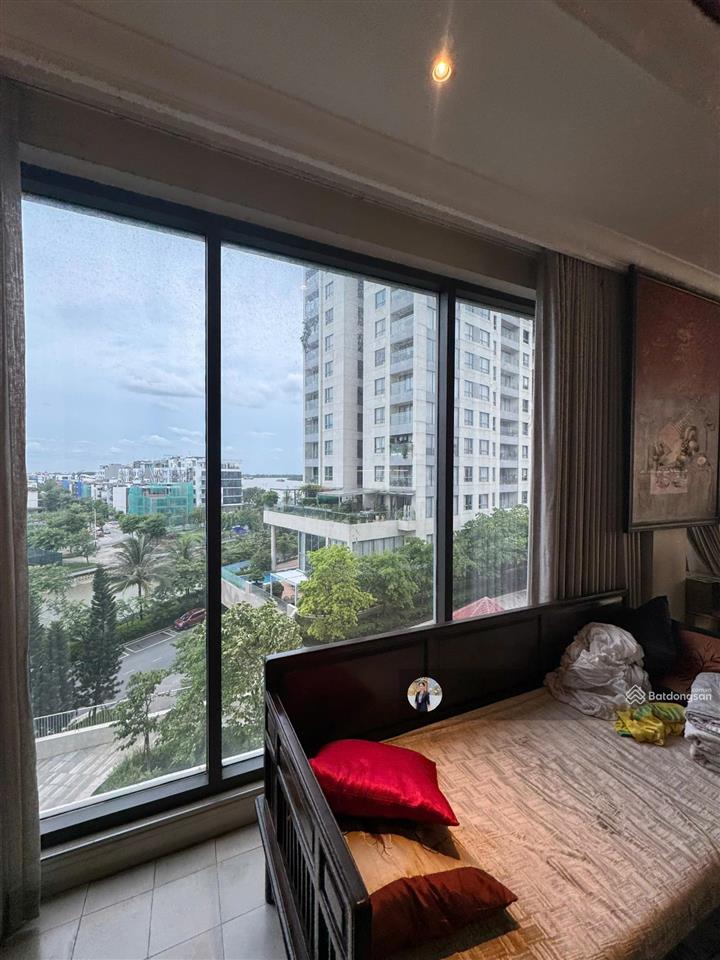 Tin trực tiếp chính chủ | 3 phòng ngủ đảo kim cương | dt 143m2 | giá 18,6 tỷ