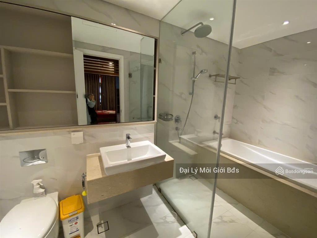 Hình và giá thật | 3 phòng ngủ | view full kính trực diện sông lớn, không che | giá 18,5 tỷ