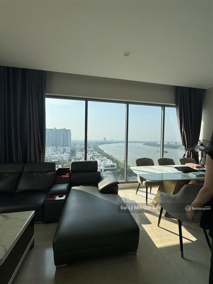Hình và giá thật | 3 phòng ngủ | view full kính trực diện sông lớn, không che | giá 18,5 tỷ
