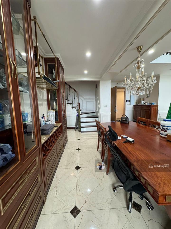 Tin trực tiếp chính chủ | hình thực tế | duplex thông trần 5pn  3wc | dt 248m2 | gía 23 tỷ