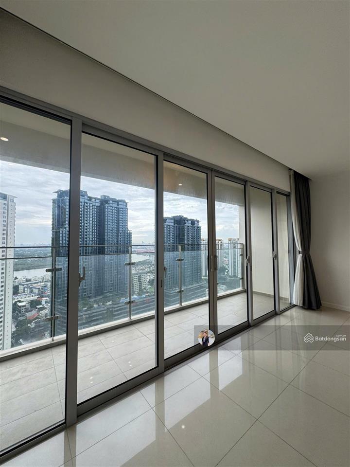 Nhà thực tế  thông tin đúng | 3 phòng ngủ | tháp 3 | dt 141m² | view city | giá 23 tỷ