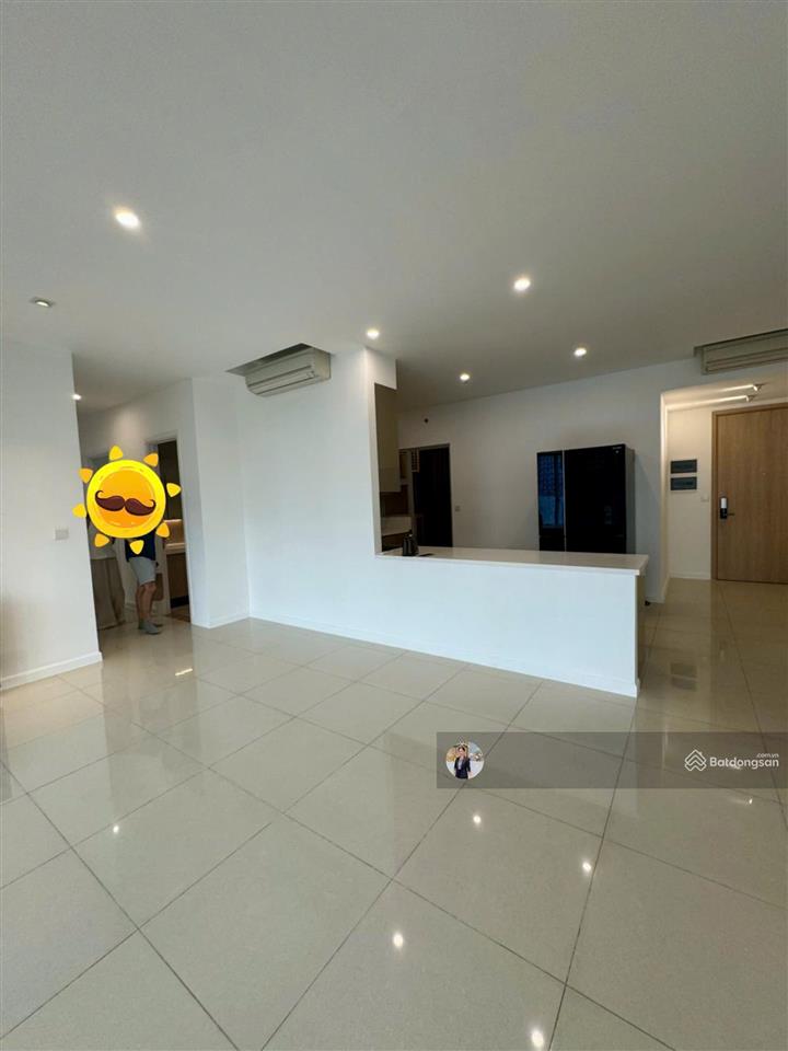 Nhà thực tế  thông tin đúng | 3 phòng ngủ | tháp 3 | dt 141m² | view city | giá 23 tỷ