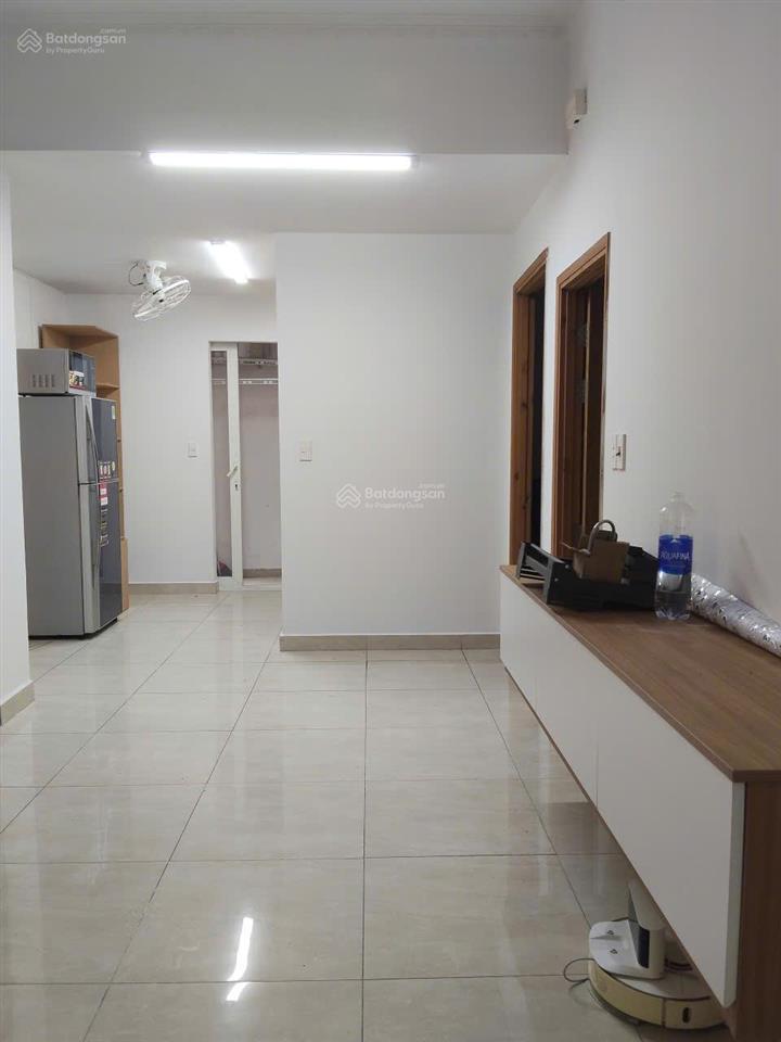 Bán căn hộ cbd tầng trung, ,view hồ bơi, 3pn, 2wc, suất nội bộ giá tốt chỉ 3.3 tỷ, giữ lại 100tr