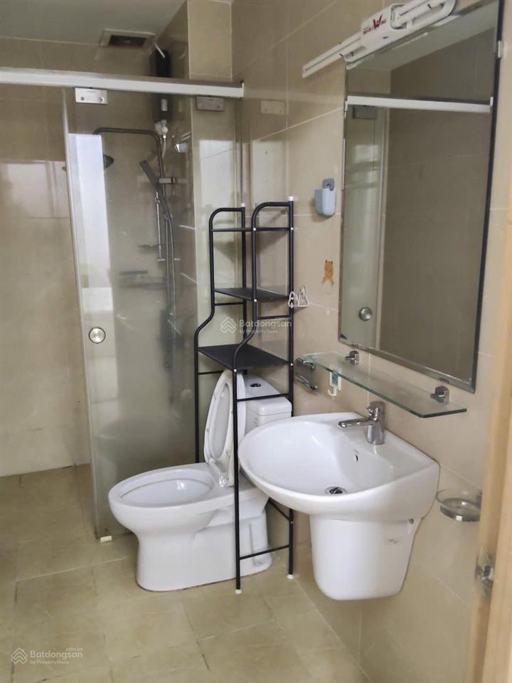 Bán căn hộ cbd tầng trung, ,view hồ bơi, 3pn, 2wc, suất nội bộ giá tốt chỉ 3.3 tỷ, giữ lại 100tr