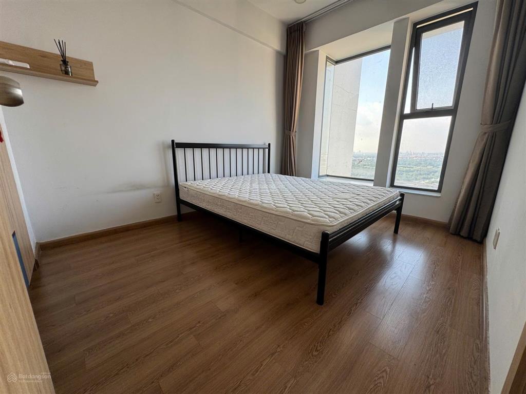 Cần bán căn hộ la astoria view sông, 2pn, 1wc, để lại nội thất dính tường, nhà sạch sẽ, giá 3.65 tỷ