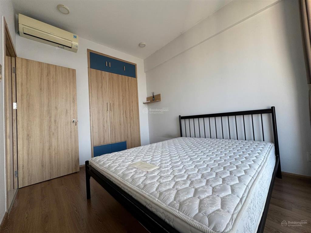 Cần bán căn hộ la astoria view sông, 2pn, 1wc, để lại nội thất dính tường, nhà sạch sẽ, giá 3.65 tỷ