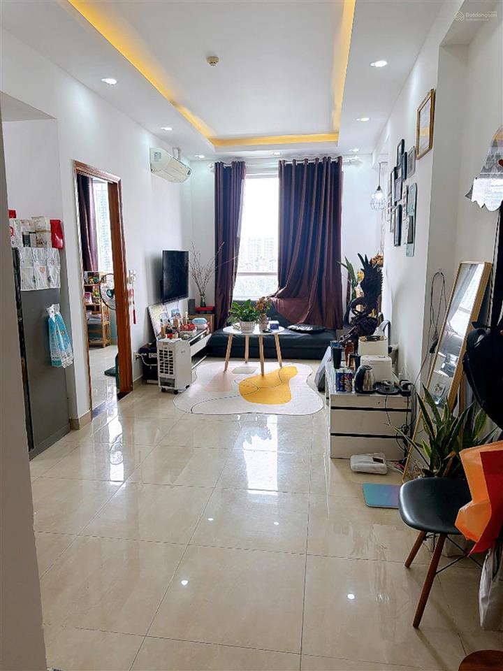 Bán gấp ch 2pn, 2wc, tầng trung, view mát, 65m2 giá 3.25 tỷ bao thuế phí tại the cbd premium home