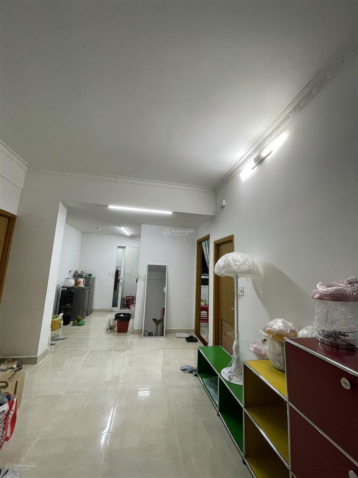 Bán nhanh căn góc tầng cao chung cư cbd, 3pn 2wc, giá 3.4 tỷ giữ lại 100 triệu