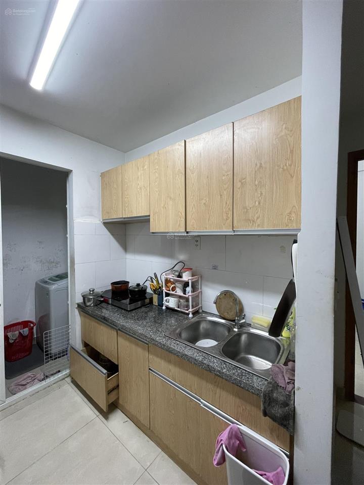 Bán nhanh căn góc tầng cao chung cư cbd, 3pn 2wc, giá 3.4 tỷ giữ lại 100 triệu