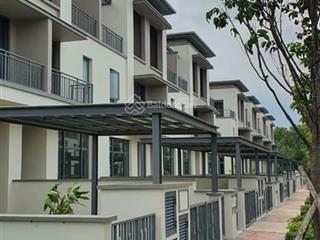 Big townhouse swan park 1a, dt 6,3x17m. call 0907 424 ***
