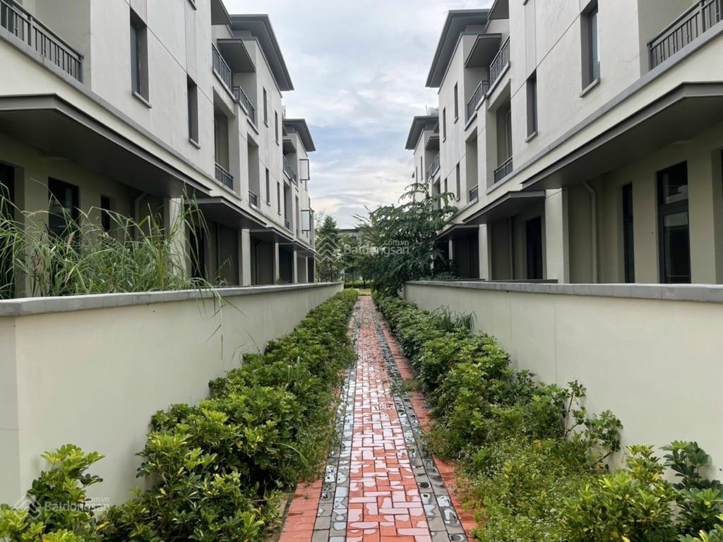 Big townhouse swan park 1a, dt 6,3x17m. call 0907 424 ***
