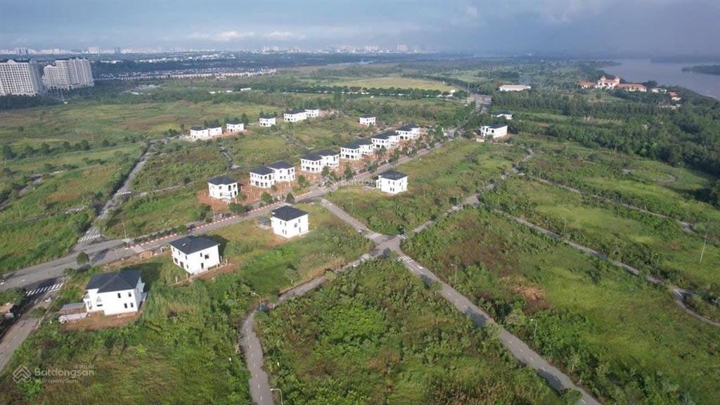 Đất nền dic  đã có sổ  0907 424 ***