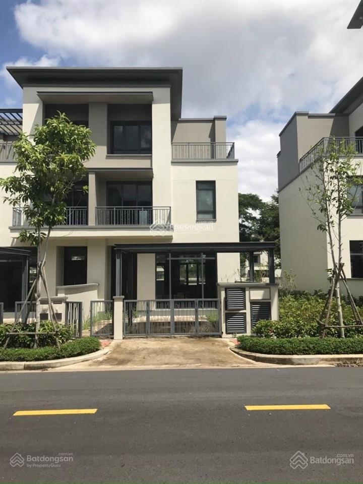 Small townhouse swan park 1a, dt 6,3x17m.  0907 424 ***