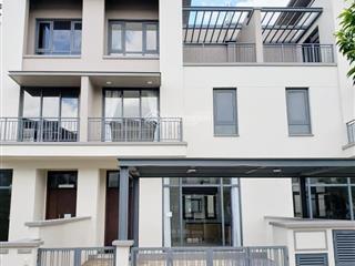 Small townhouse swan park 1a, dt 6,3x17m.  0907 424 ***