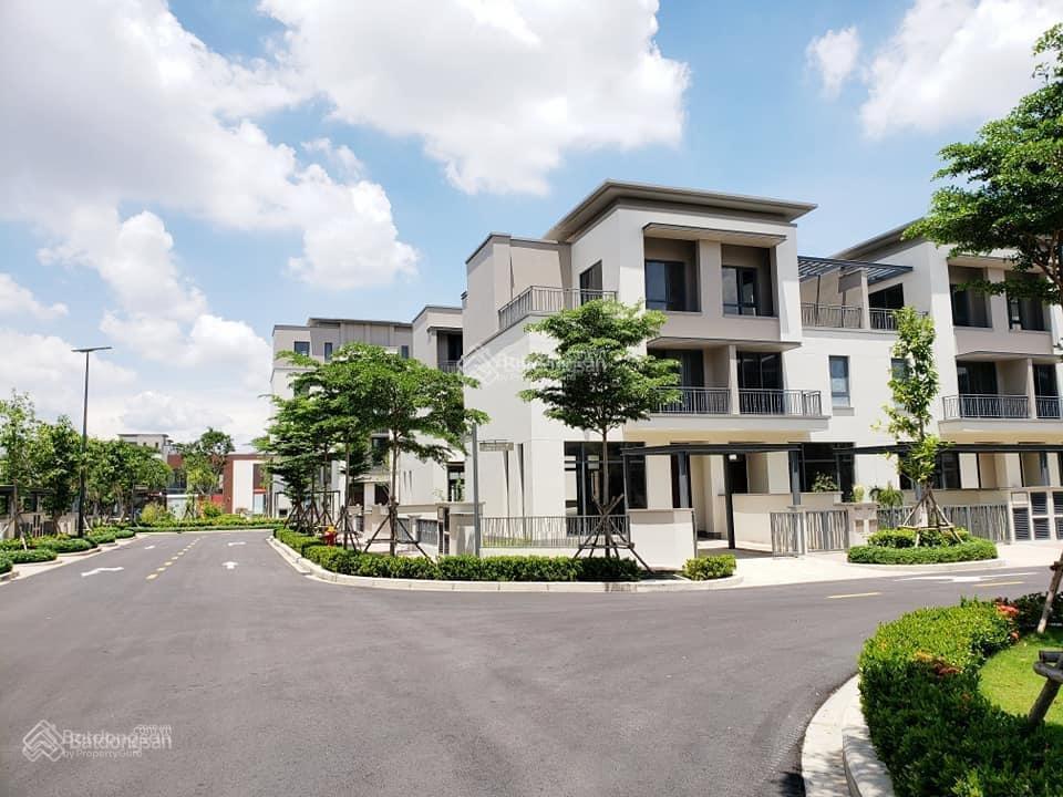 Small townhouse swan park 1a, dt 6,3x17m.  0907 424 ***