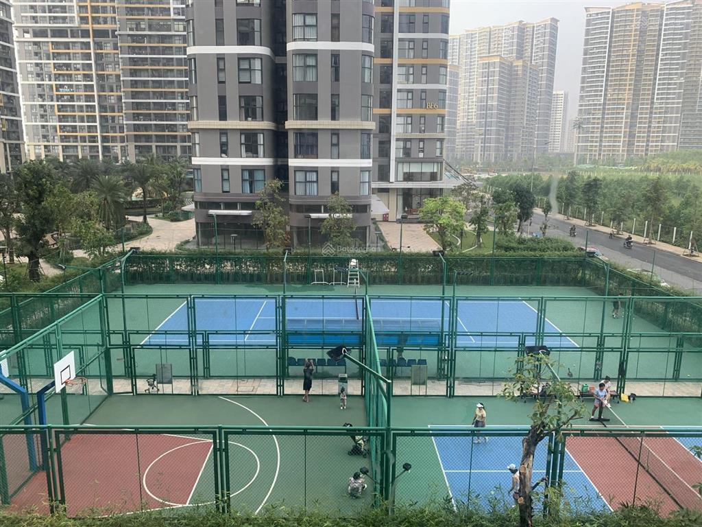 Chính chủ cần bán căn hộ studio vinhome grand park thủ đức tòa be7 ngay siêu thị vincom giá 2.4 tỷ