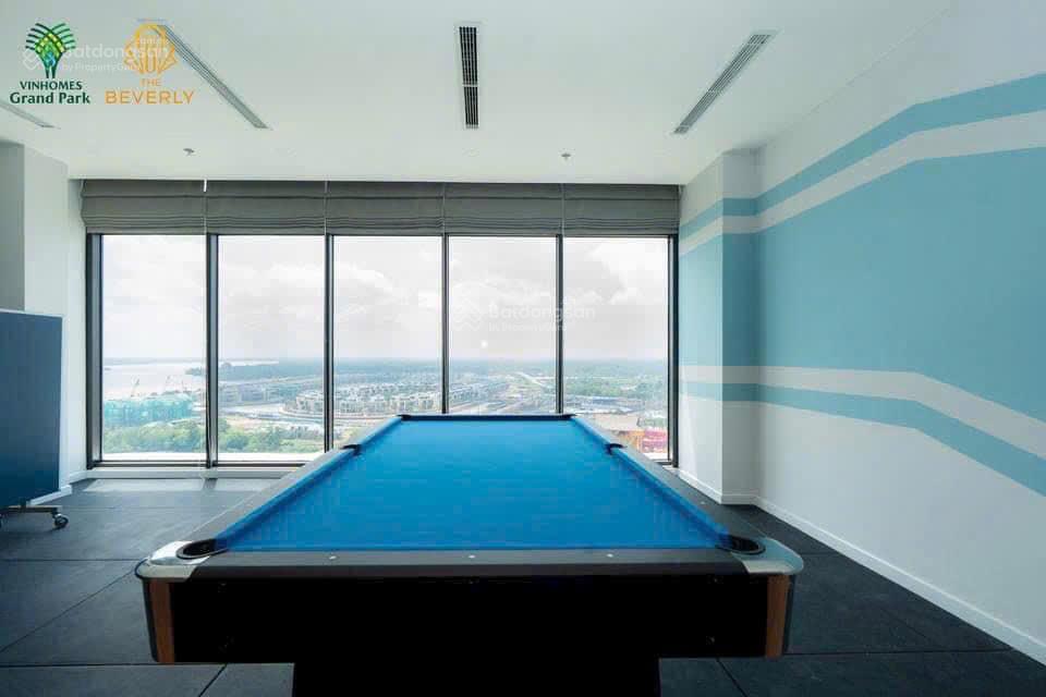 Mình chính chủ cần bán căn studio beverly vinhomes grand park giá 2,2 tỷ, sổ hồng riêng 0933 722 ***