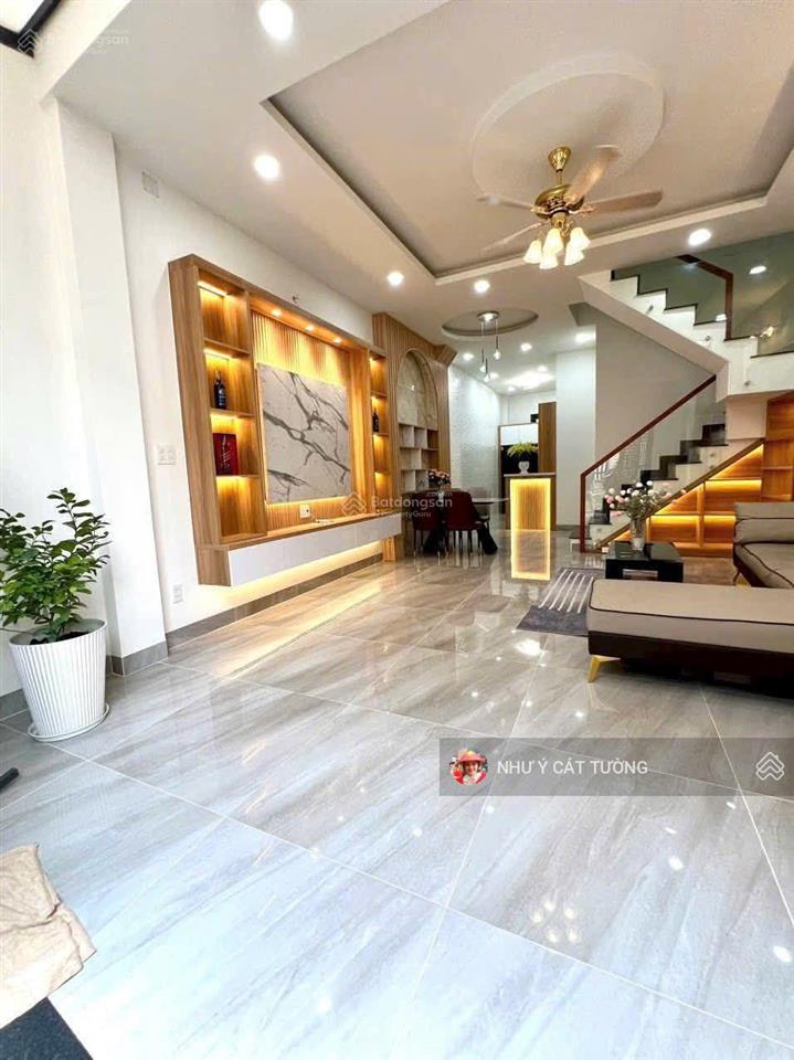 Bán cực gấp trong tháng , xã đàn, xây 2 năm, lô góc, 20m ra oto, cực hiếm,  gấp chính chủ