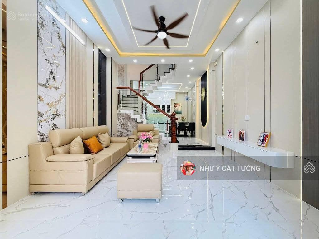 Chính chủ bán nhà thái thịnh nhà dân xây chắc chắn vị trí siêu đẹp ở rất sướng dân trí cao