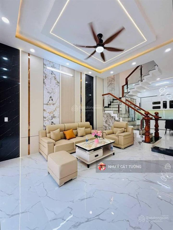 Chính chủ bán nhà thái thịnh nhà dân xây chắc chắn vị trí siêu đẹp ở rất sướng dân trí cao