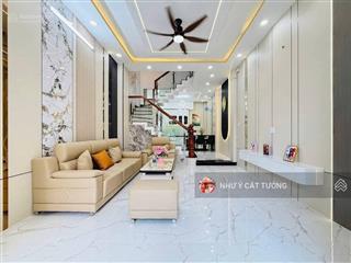 Chính chủ bán nhà thái thịnh nhà dân xây chắc chắn vị trí siêu đẹp ở rất sướng dân trí cao