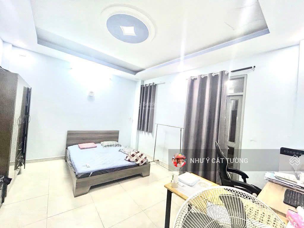 Siêu hiếm! thái thịnh, gần phố, 50m ra ô tô, kinh doanh, 43m²*5t