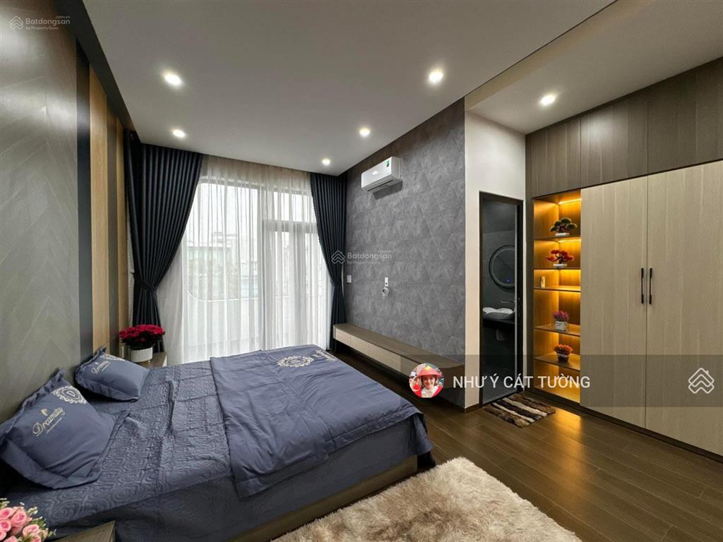 Gấp! phố vip tây sơn, kinh doanh, lô góc, sân riêng, 48m2*9,6 tỷ