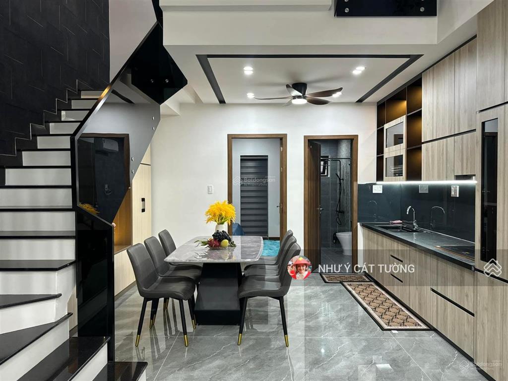 Gấp! phố vip tây sơn, kinh doanh, lô góc, sân riêng, 48m2*9,6 tỷ